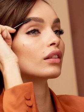Make Up Tutorial Hero