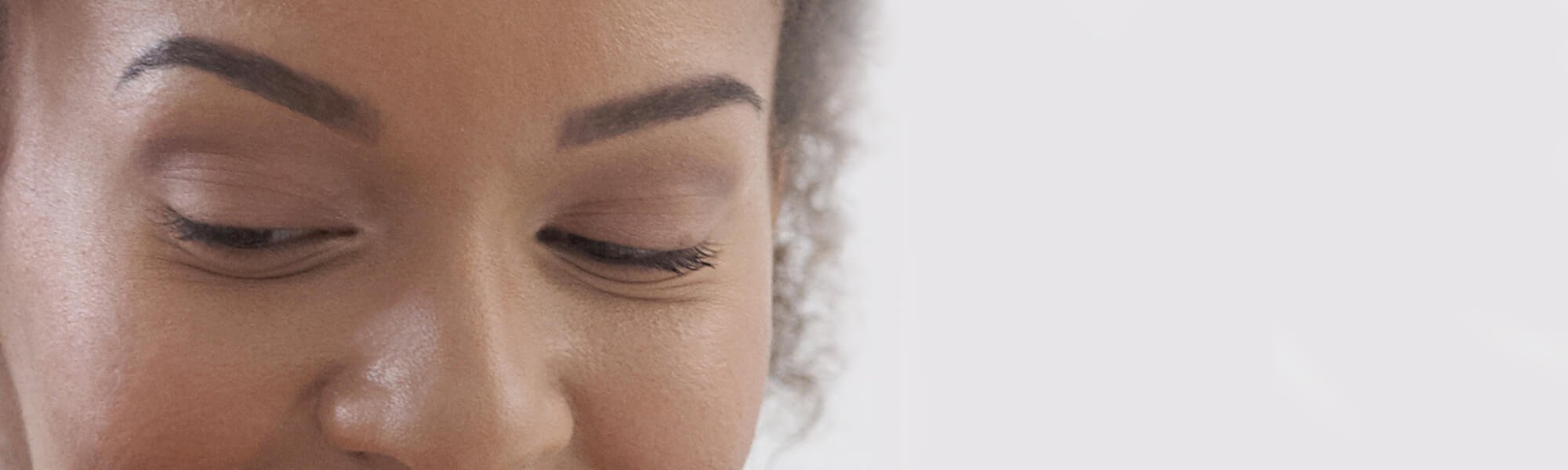 Sweet Almond Oil A Sure Fire Ingredient To Soothe Irritated Skin Hero