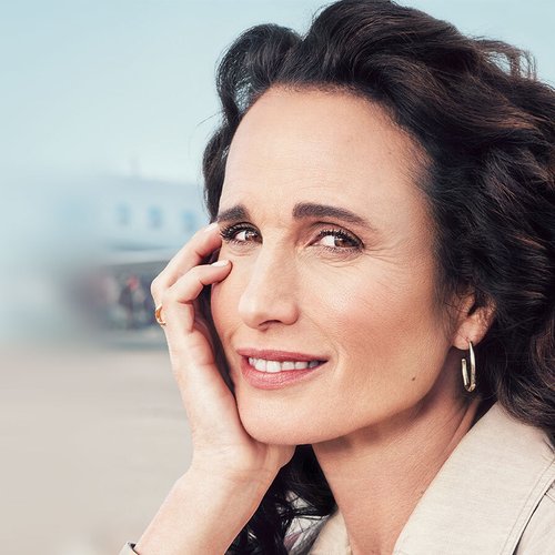 Pro Kollagen Experte Hero mit Andie MacDowell