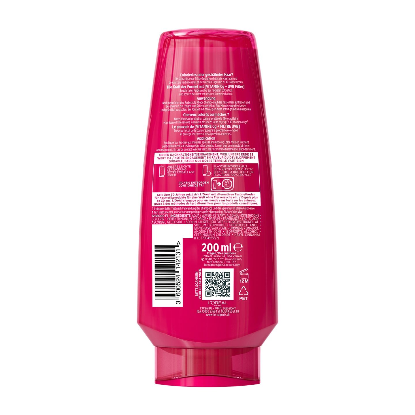 Kate Winslet nachdenklich in rotem Lichtschein